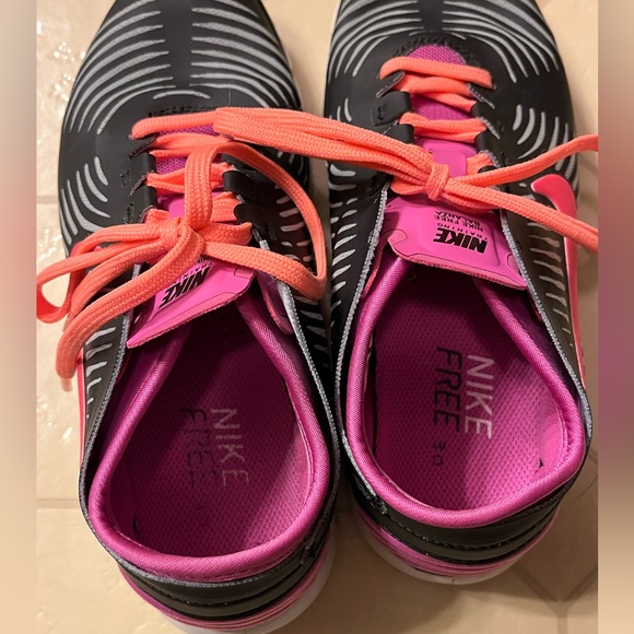 Nike Free Balanza Women’s Running Shoes Size 5 - Picture 9 of 10